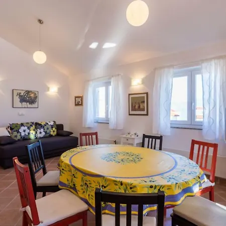 Apartment Tinka Baška